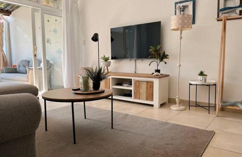 Selection Beach Apartamento | Mallorca Beachfront Unit Umdloti