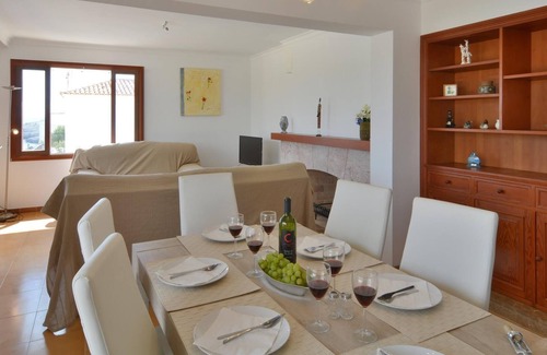 Cala Marcal Apartamento | Mallorca Apartamento familiar en primera línea de playa con terraza