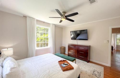 South Pensacola Casa | Mallory's Getaway