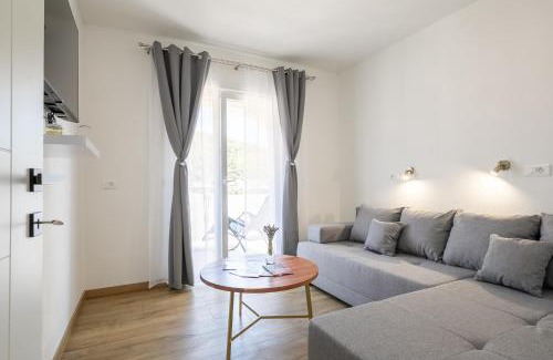 Brna Apartamento | Maloa One Bedroom 2