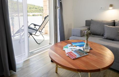Brna Apartamento | Maloa One Bedroom 2