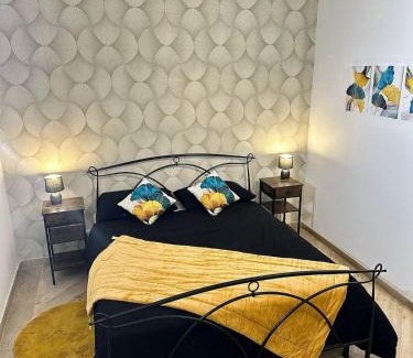 Tuscolano Apartamento | MaLoMA Home intero alloggio fronte metro A