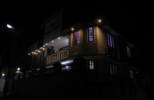 Alwaye Apartamento | Malpans Mansion Villa