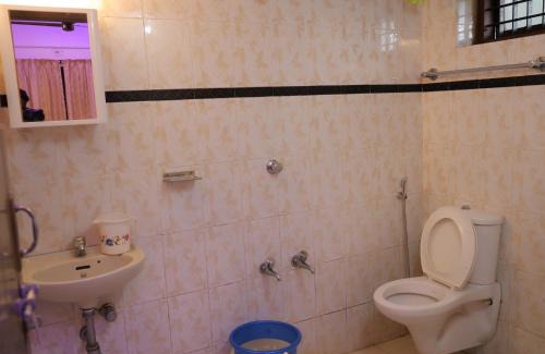 Alwaye Apartamento | Malpans Mansion Villa