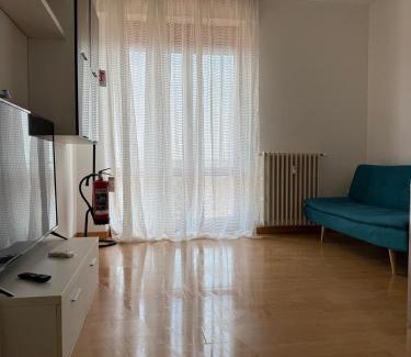 Somma Lombardo Apartamento | Malpensa Milano 1 Maggio