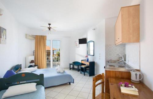 Monemvasia Apartamento | Malvasia Corner Studios - ex Romeo's House