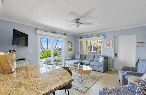 Treasure Island Casa | Malyn 108, Updated Waterfront condo, private patio
