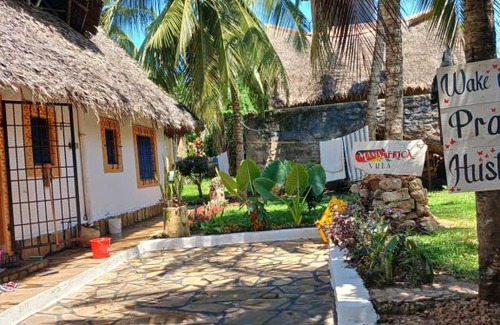 Galu Beach Villa | Mama Africa Villa