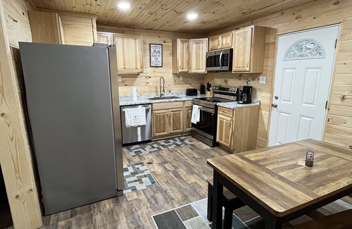 Omar Casa | Mama Bears den “The perfect location to visit the Hatfield and McCoy trails”