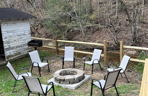 Omar Casa | Mama Bears den “The perfect location to visit the Hatfield and McCoy trails”