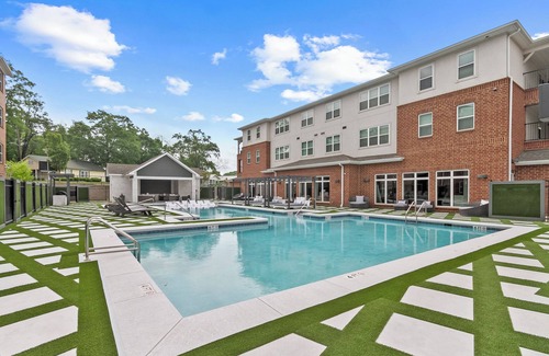 Tuscaloosa Condominio | Mama A's Riverfront Retreat - Gorgeous Riverfront Condo with Pool & Gym Access
