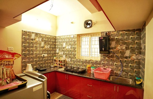 Madipakkam Apartamento | Mama Rose Homestay in Palikarnai