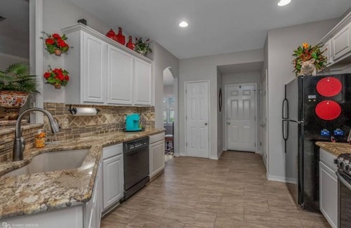 Shreveport Casa | Mama’s House - Gated- Short Term / Long Term Stays