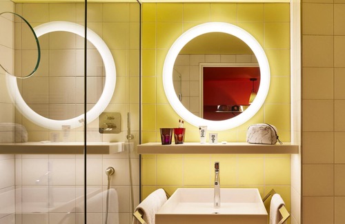Les Chalets - Saint-Aubin - Saint-Etienne Hotel | Mama Shelter Toulouse