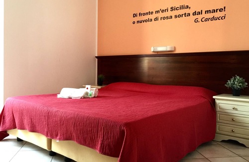 Lipari Historic Centre Casa | Mamamia Guesthouse