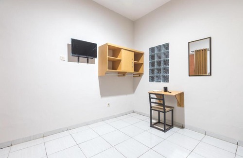 Bogor Tengah Hotel | Maminoti Syariah Residence Mitra RedDoorz