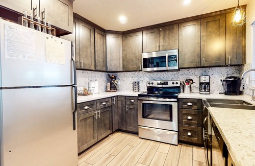Mammoth Lakes Condominio | Mammoth Estates Condo - Free Parking & Pet Friendly