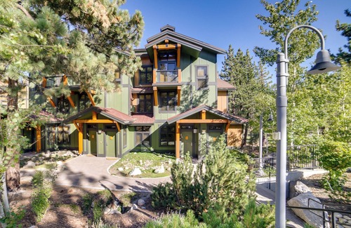 Mammoth Lakes Apartamento | Mammoth Lakes Condo w/ Fireplace: Near Skiing!