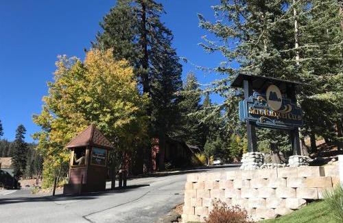 Mammoth Lakes Casa | Mammoth Ski & Racquet Club #074