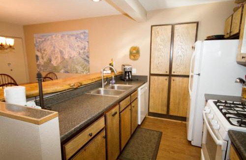 Mammoth Lakes Casa | Mammoth Ski & Racquet Club #082