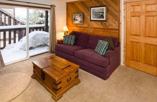 Mammoth Lakes Casa | Mammoth View Villas - Shop Hike or Golf
