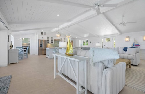 Englewood Casa | Manasota Key Elegance – 3BR Beach + Dock