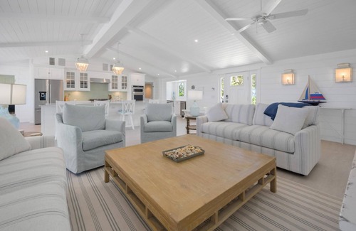Englewood Casa | Manasota Key Elegance – 3BR Beach + Dock
