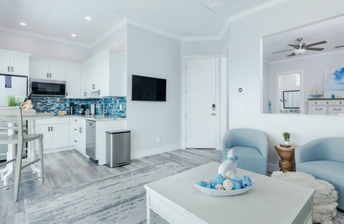 Cape Harbour Casa | Manatee Suites Full House
