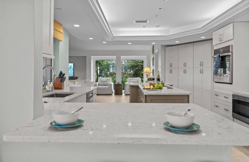Shell Point Casa | Manatees & Memories, - your luxurious waterfront escape in Fort Myers!