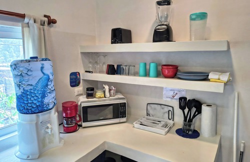 Mario Villanueva Madrid Apartamento | Manatí, 1 Block from the lake, private pool & Wifi