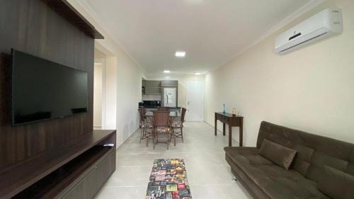 Ze Amandio Apartamento | Manchester 106 A · Lindo e novíssimo Apartamento na praia Bombas.