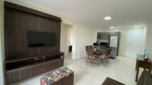 Ze Amandio Apartamento | Manchester 106 A · Lindo e novíssimo Apartamento na praia Bombas.