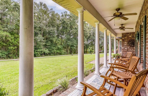 Beulah Casa | Mandala House, Sleeps 30, Private 9BR, 8000SF w/ Pool, Jacuzzi and event space