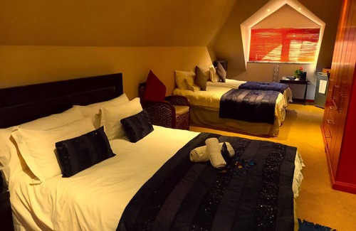 Bloubergstrand Casa | Mandalay Beach B & B