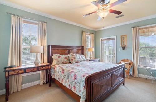 Fort Morgan Casa | Mandevilla