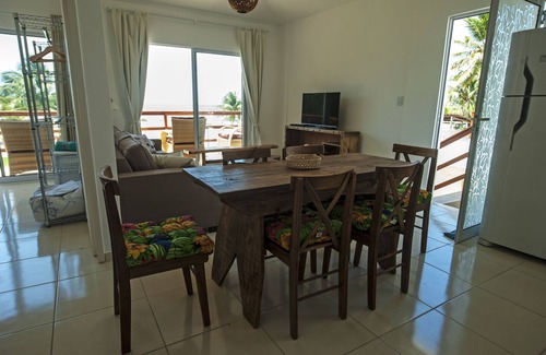 Pilar Apartamento | Manga Verde Beach 09: Sky and Beach ViewH