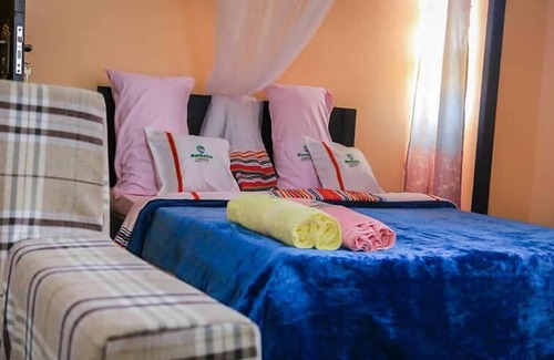 Entebbe Casa | Mangalita Lodge