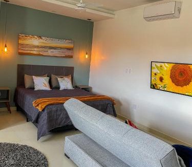 Itanhaem Apartamento | Mangata Loft - Requinte e Conforto para Lazer ou Trabalho
