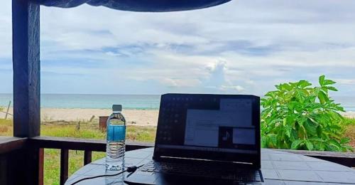 Kudat Casa | Mangazou Beach Chalet