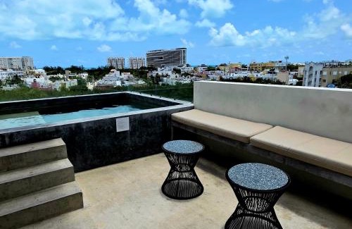 Jimenez Apartamento | Mangle 13 Modern Apartments-Rooftop pool, close to Ferry