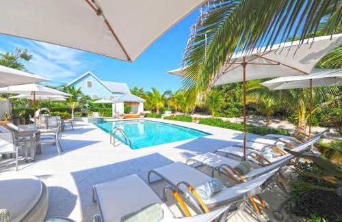 West Bay Casa | Mango Cottage - Micro-Resort in West Bay