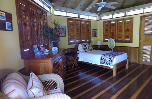 Roatan Complejo | Mango Creek Resort