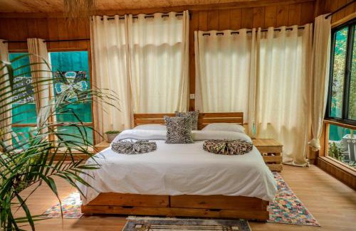 Nkoanrua Casa | Mango Eco Cabin by Banana Farm