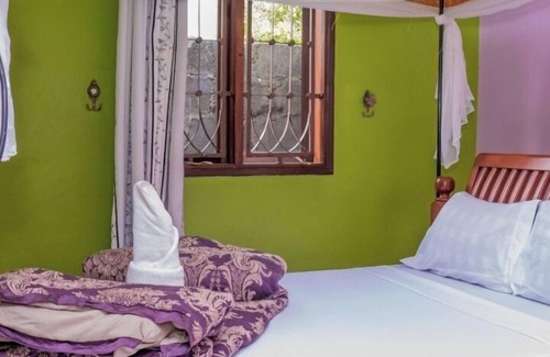 Boma la Ngombe Cabina | Mango Lodge
