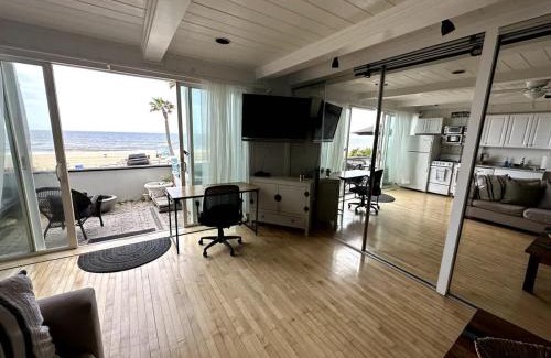 El Porto Apartamento | Manhattan Beach Beachfront On The Strand