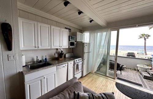 El Porto Apartamento | Manhattan Beach Beachfront On The Strand