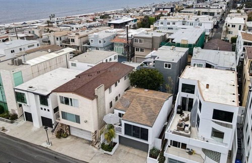 Gas Lamp Section Casa | Manhattan Beach Ocean View Private Beach House