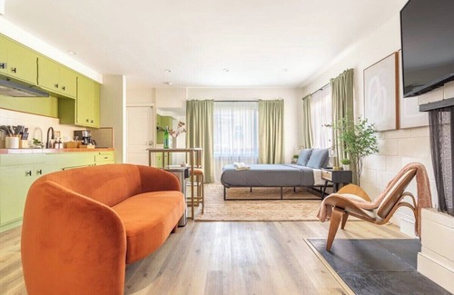 El Porto Apartamento | Manhattan Beach Retreat - Patio & Parking Steps Away
