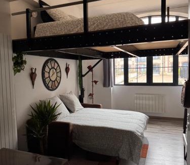 Troyes Apartamento | Manhattan Loft - centre - 5 mn à pied gare - parking privé - patio