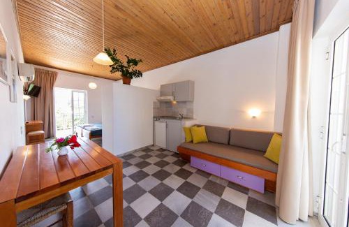 Agia Marina Apartamento | Manias Hotel Apartments